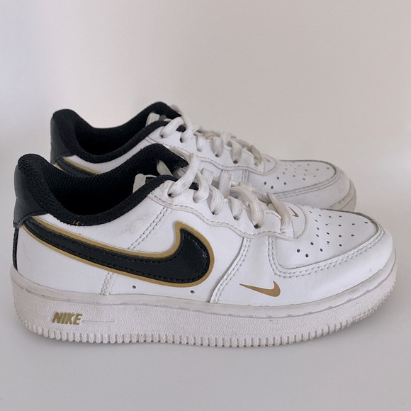 Nike Air Force 1 Kids Sneakers - Picture 6 of 7